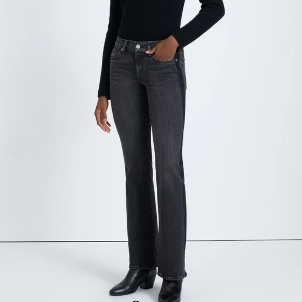 7FAM Bootcut Jeans In Belle